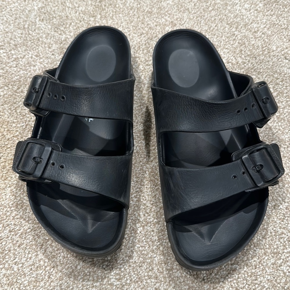 Birkenstock Arizona Essentials. Women’s size 36